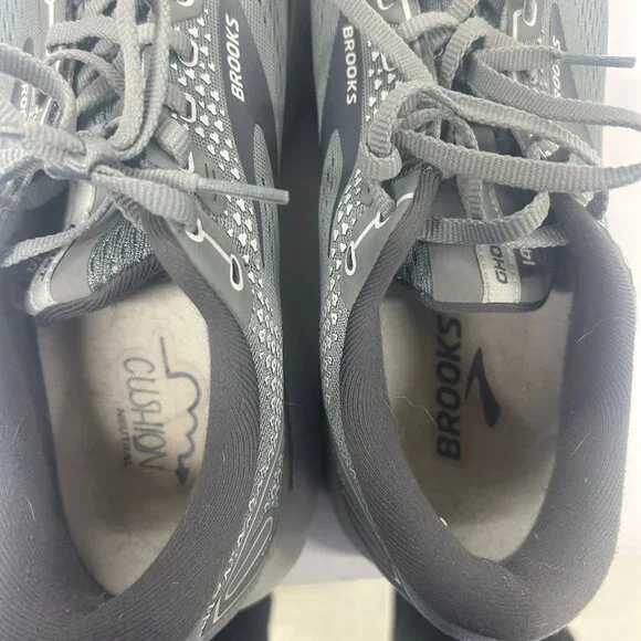 Brooks Ghost 14 Men’s Size 10 Gray Running Shoes Cushioned Sneakers dad sneaker